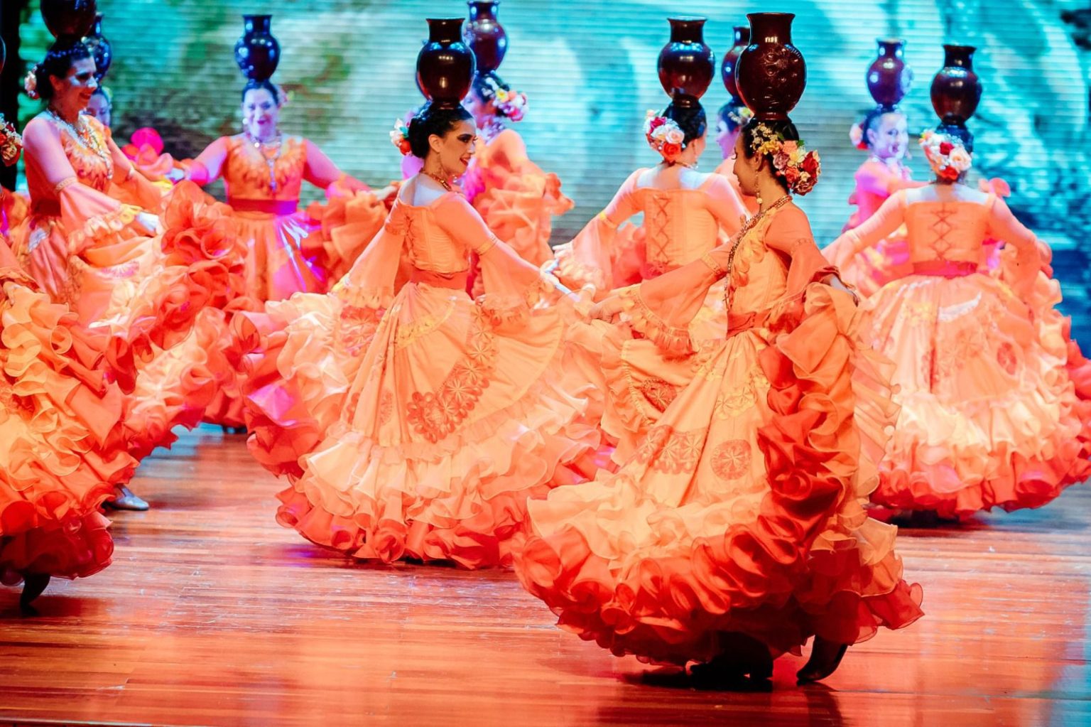 El Ballet Folklórico Compasses celebra 7 años con la gala ”Tierra Paraguaya”