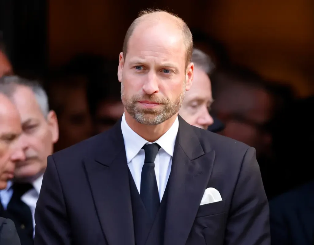 Príncipe William habría presionado a Beatrice y Eugenie por el futuro de Andrew