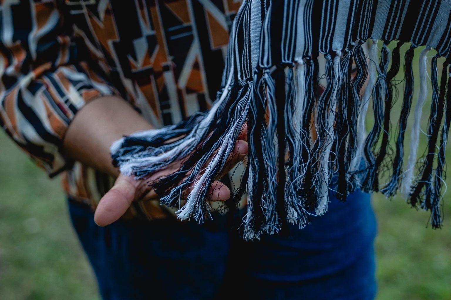 EL LEGADO DEL PONCHO PARA’I SIGUE VIVO: IMPULSAN ESCUELA PARA PRESERVAR UNA JOYA CULTURAL DEL PARAGUAY