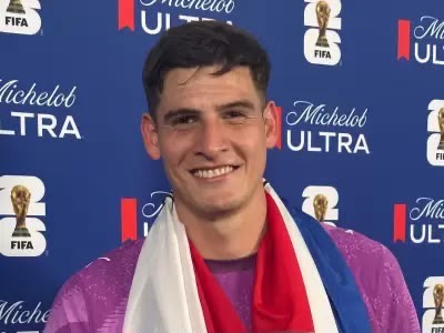 ORLANDO GILL HACE HISTORIA Y QUEDA A LAS PUERTAS DEL GUANTE DE ORO DEL MUNDIAL