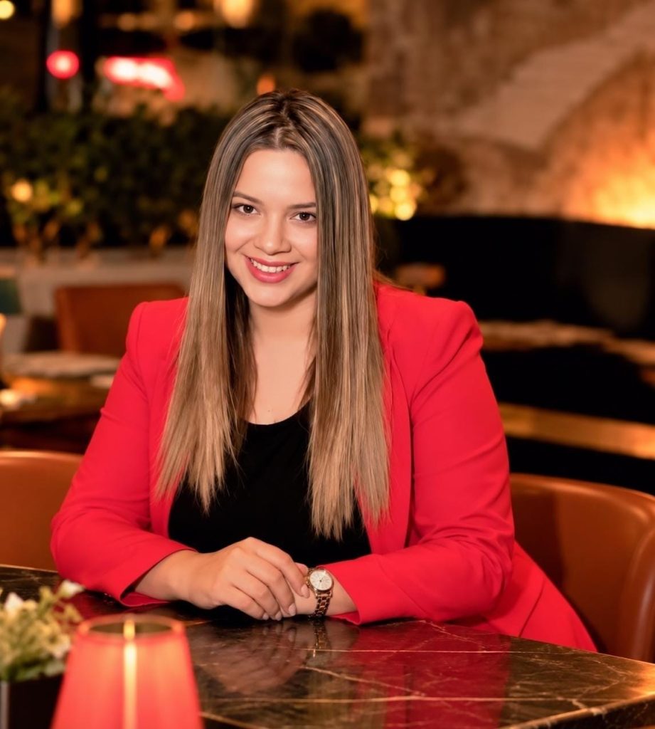 ¡LORE MARTÍNEZ IMPARABLE! LA EMPRESARIA QUE CONSTRUYE UN IMPERIO DE MUJERES LÍDERES EN PARAGUAY